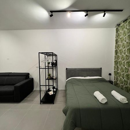 Room 12 Milano Bagian luar foto